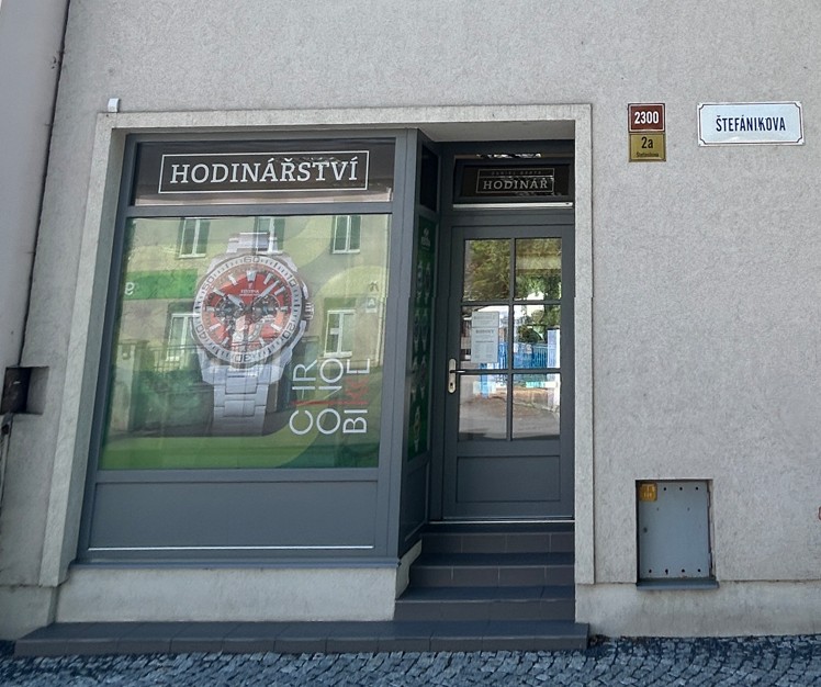 Prodejna — pohled zvenčí